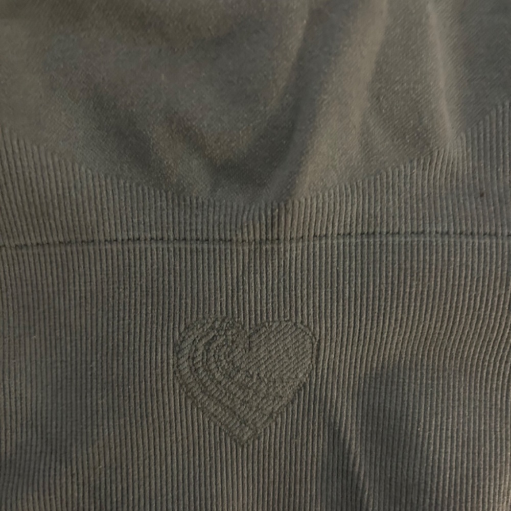 Tone It Up X Avocado sports top - Picture 3 of 4